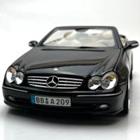 kyosho Mercedes clk 500 1:18