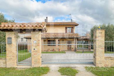 Casa Indipendente Gubbio [INDPONTEDASSI325VRG]