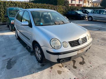 Ricambi usati per Volkswagen Polo 1.2 12V 2002 AZQ