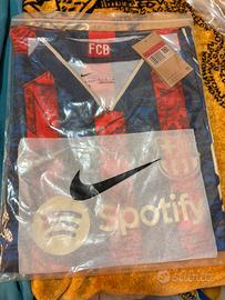 Maglia barcellona edizione speciale