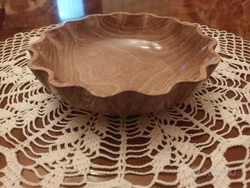 Ciotola centrotavola, legno massello fatto a mano