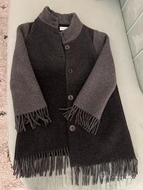 Giaccone in lana di colore grigio chiaro e scuro