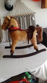 cavallo a dondolo