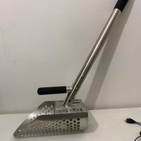 Sand scoop