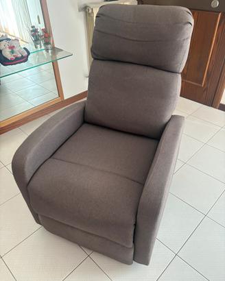 Poltrona reclinabile