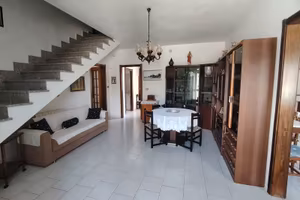Indipendente con giardino e terreno