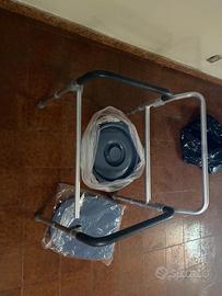 Sedia comoda da bagno/WC e maniglione di supporto