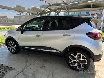 Captur 900Benzina 90cv