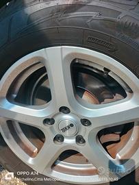 cerchi con gomma R16