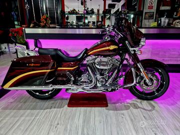 Harley-Davidson Special CVO Street Glide 110 SE