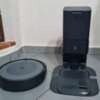 Roomba i3+ con Clean Base, accessori nuovi.