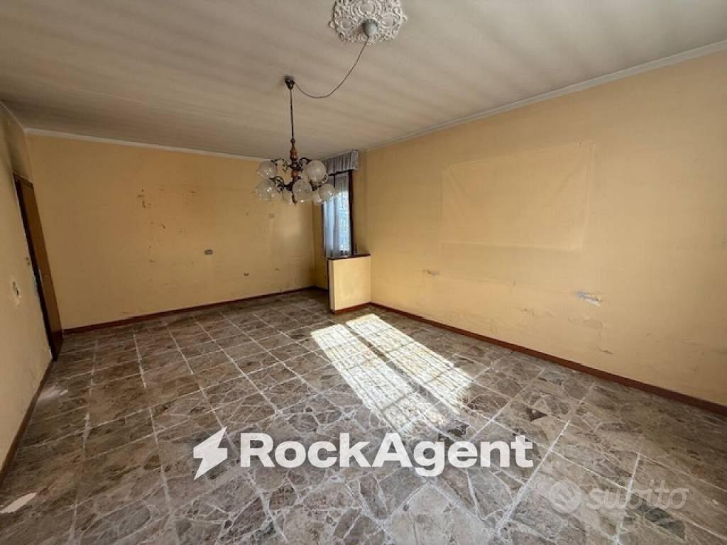 Appartamento – RE - Vista 4