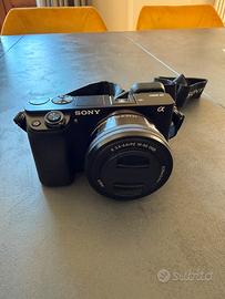 SONY a6000 + Obiettivo 16-50mm + Kit Neewer