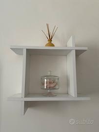 Mensola in legno laccato 50x50 cm