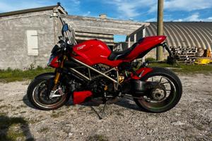 Ducati street fighter 1098 S