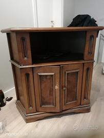 mobile angolare portatv