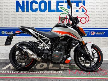 Ktm Duke 390 2022 - tua a soli €101 al Mese