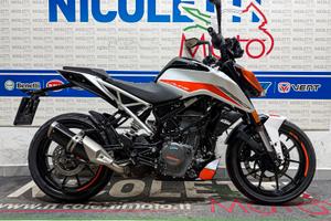 Ktm Duke 390 2022 - tua a soli €101 al Mese