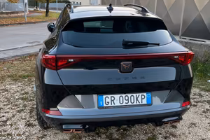 Cupra formentor plug-in