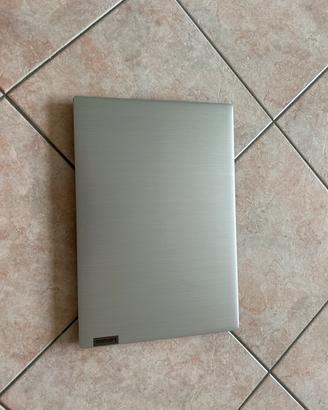 Lenovo IdeaPad 3 15ADA05