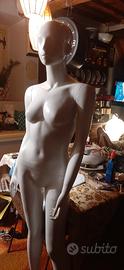 ( VENDUTO)manichino donna sartoriale/parrucchiere 