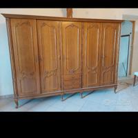 camera da letto classica 