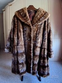 Pelliccia marrone in visone