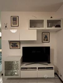 mobile tv Ikea Besta