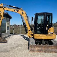 MINIESCAVATORE CAT 305.5E2