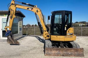 MINIESCAVATORE CAT 305.5E2