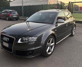 AUDI RS4 4.2 V8 420 cavalli 2007