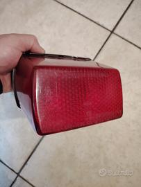 faro posteriore Yamaha fzx750