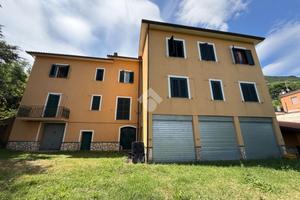 CASA SEMINDIPENDENTE A SGURGOLA