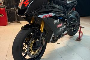 Yamaha R6
