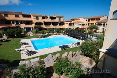 Bilocale climatizzato in res. con piscina