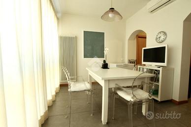 2 LOCALI A SAN MAURO PASCOLI