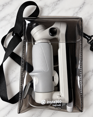 Insta 360 flow Selfiestick stabilizzatore pari al