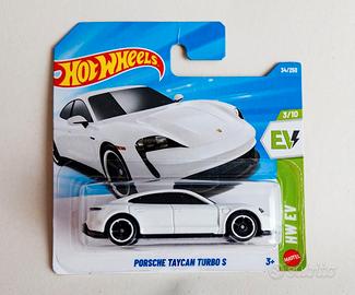 Hot Wheels Porsche Taycan Turbo S Bianco - 2026