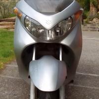 Moto Scooter Suzuki