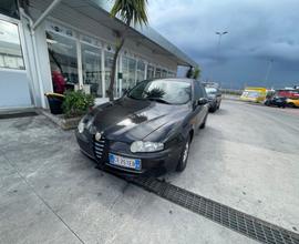Alfa Romeo 147 1.9 JTD 16V Distinctive