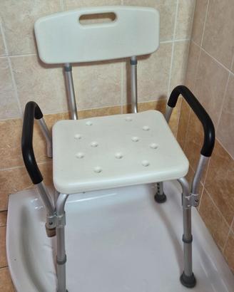 Sedia per doccia con braccioli e schienale