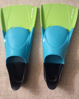 Pinne nuoto corte 500 SILIFINS blu-giallo 