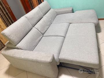 Divano letto matrimoniale