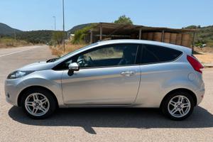 Ford Fiesta 1.2 Benzina
