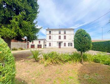 CASA INDIPENDENTE A CAMPOSPINOSO