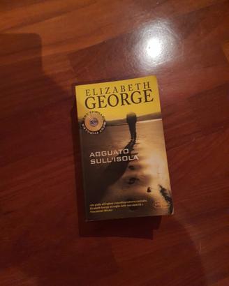 Libro "Agguato Sull'isola" Elizabeth George