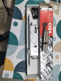 serratura Cisa con cilindretto iseo europeo 