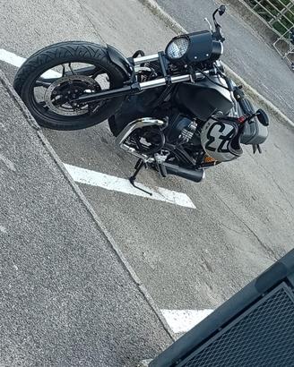moto Guzzi v7