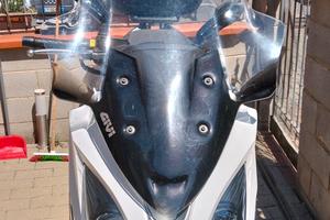 Kymco 400