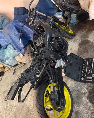 Ricambi yamaha fz6 2006